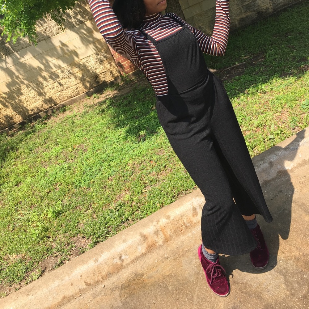 Black capri overalls